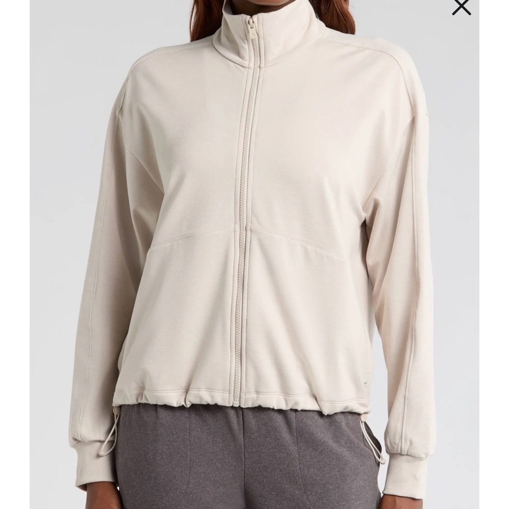 NWT Vuori Granite Full Zip in Ecru Heather